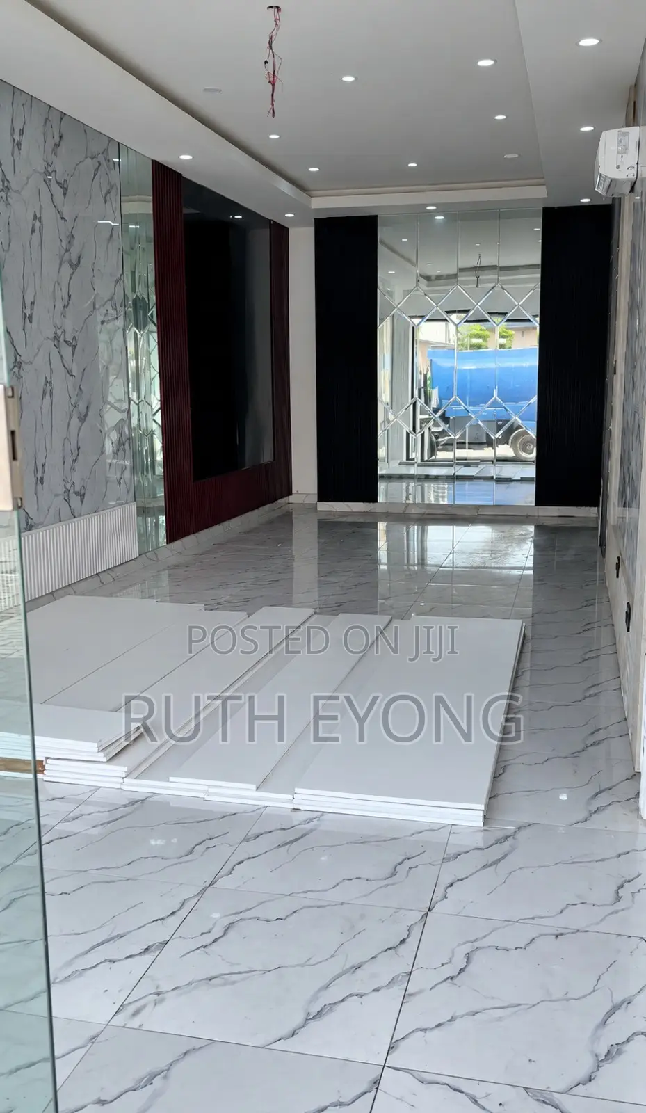 Luxury Shop in Lekki Phase 1