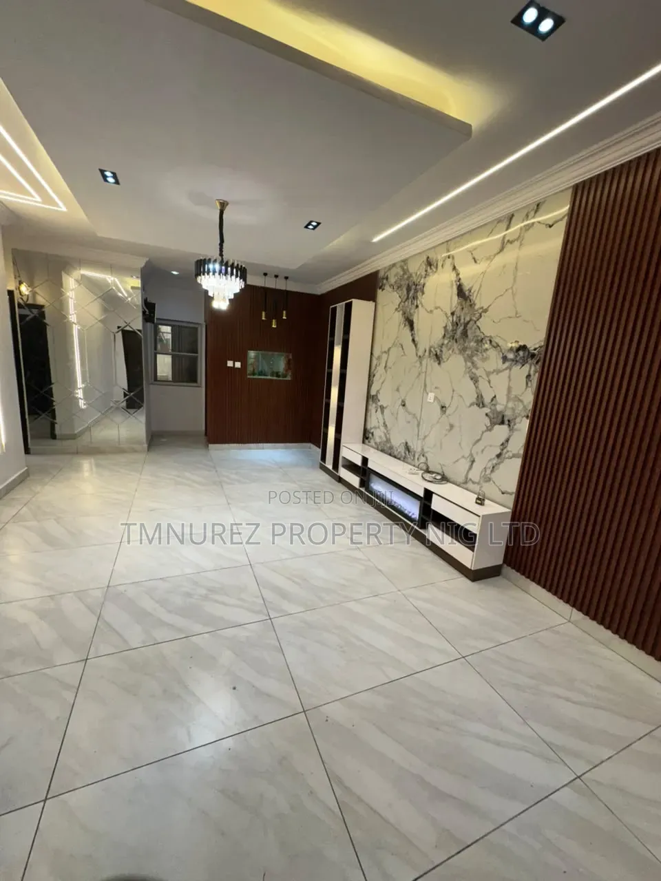 4bdrm Duplex in Ikeja Lagos, Chevron for sale in Chevron