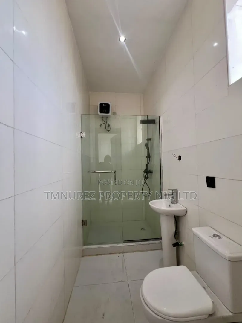 3bdrm Duplex in Off Lekki-Epe Expressway for sale in Off Lekki-Epe Expressway