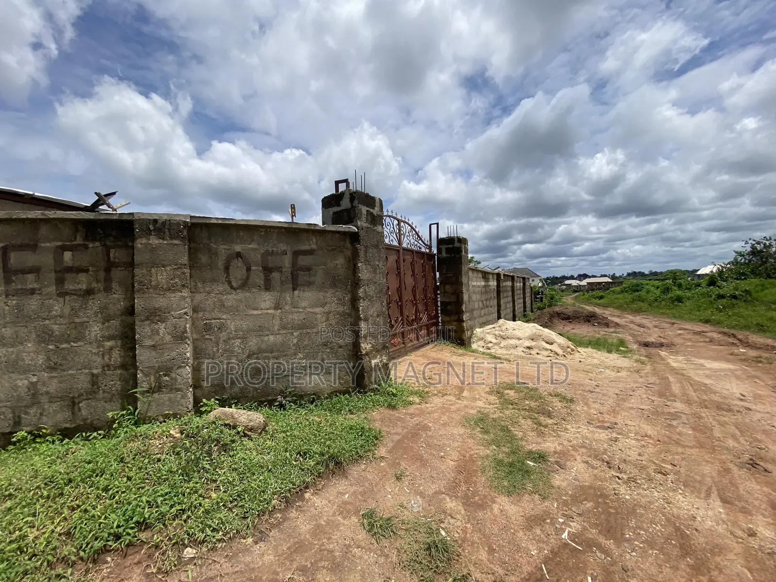 Urgent Distress Sale One Plot at Bishop Nwedo Estate, Umuahia, in Umuahia