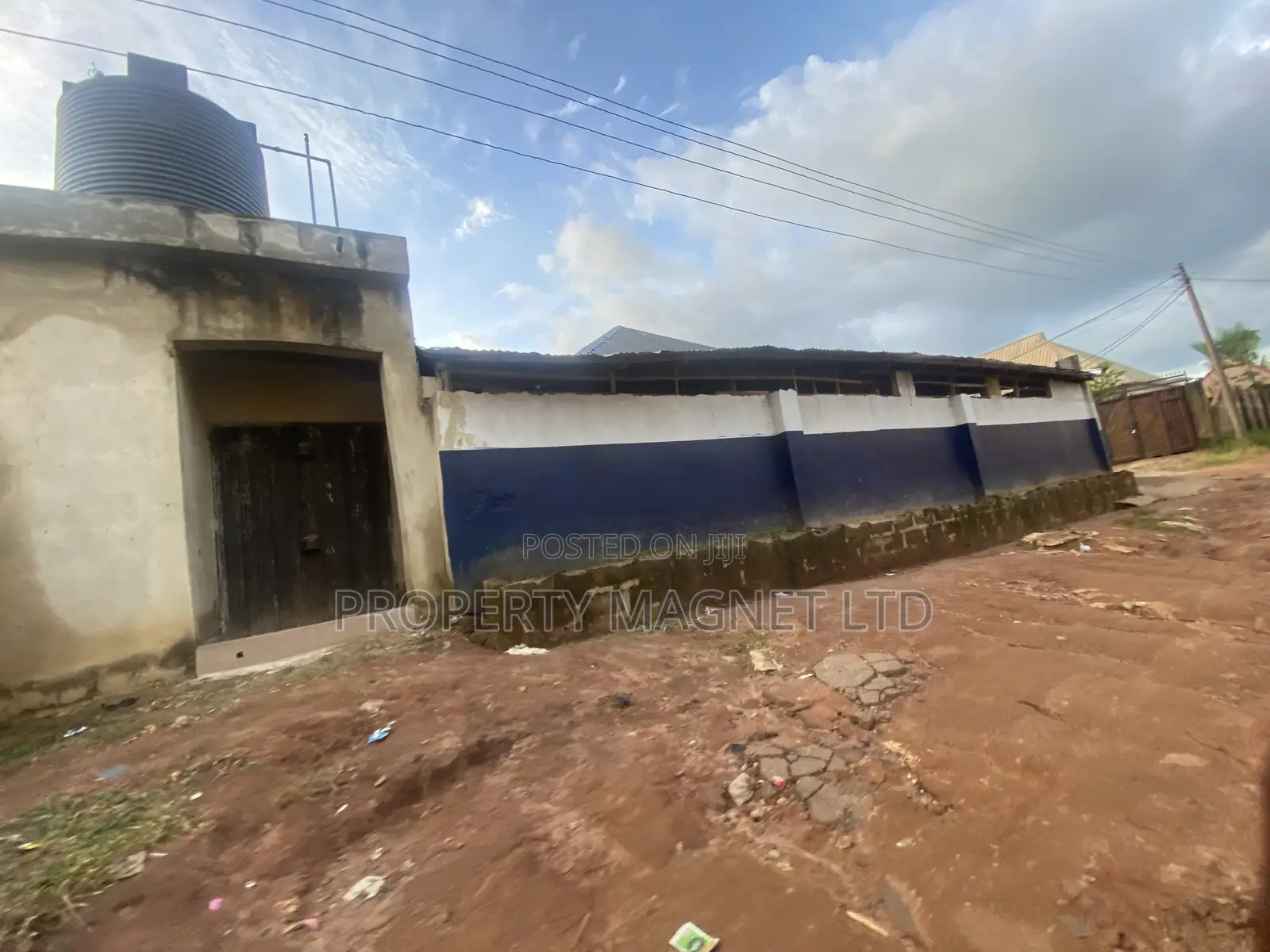 6bdrm Bungalow in Umuahia for sale in Umuahia