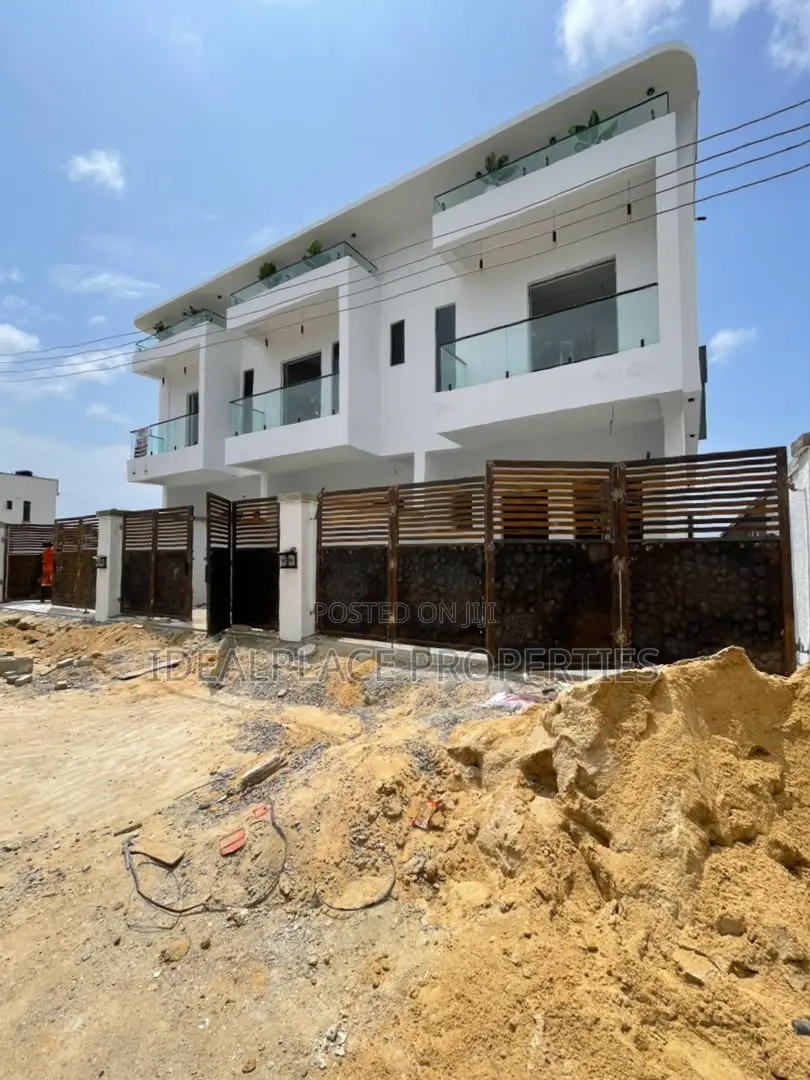 3bdrm Townhouse/Terrace in Ajah for sale in Ajah