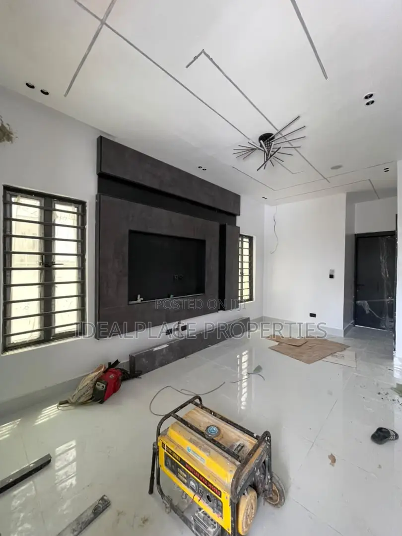 3bdrm Townhouse/Terrace in Ajah for sale in Ajah
