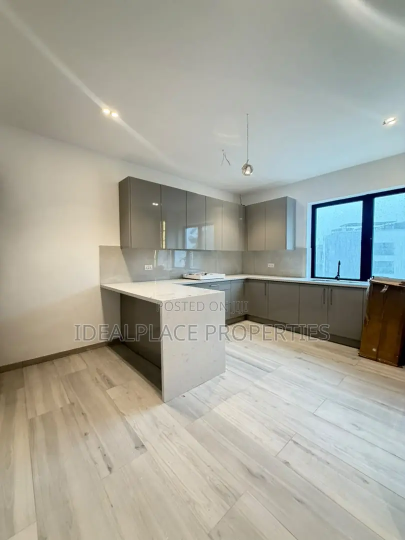 4bdrm Apartment in Old Ikoyi for sale in Old Ikoyi