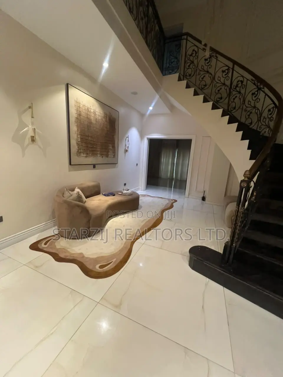 5bdrm Duplex in Jahi for sale in Jahi