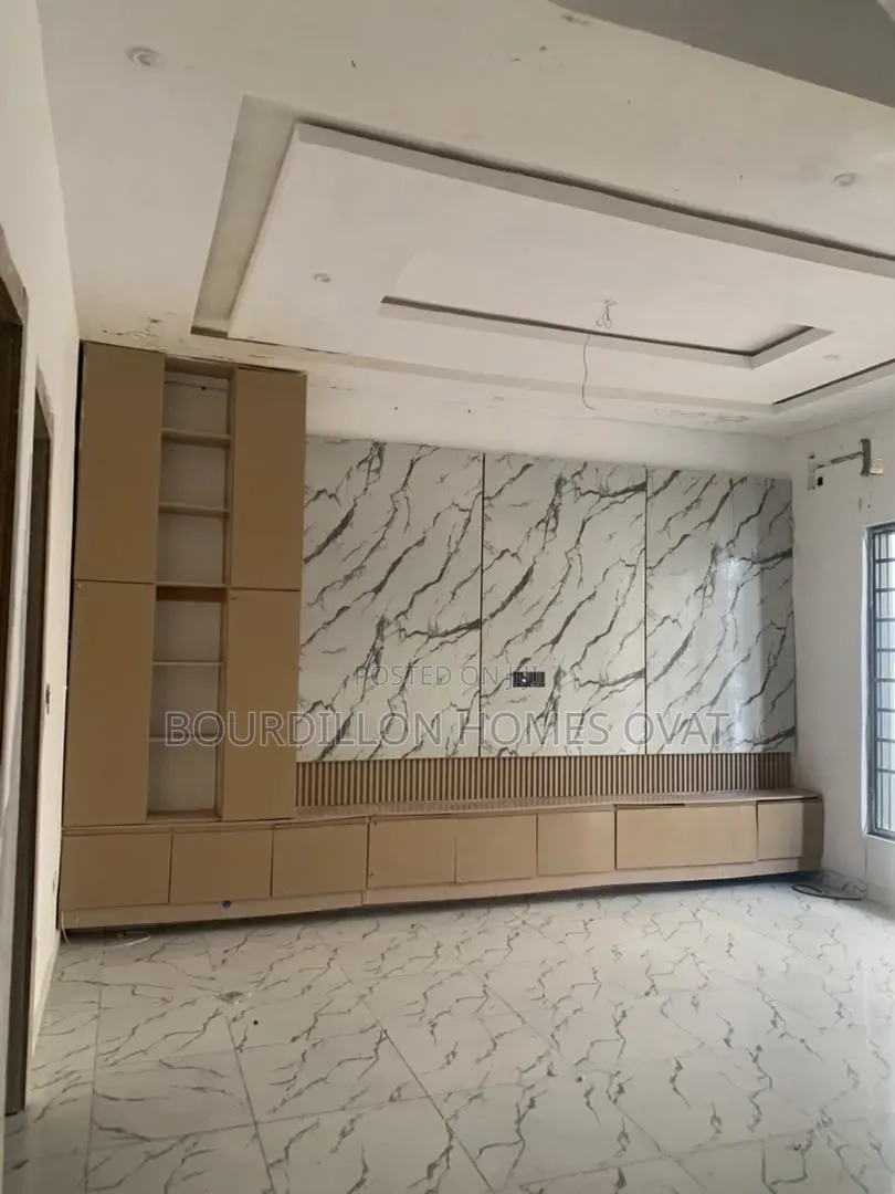 4bdrm Duplex in Ikota Gra Lekki for rent in Ikota