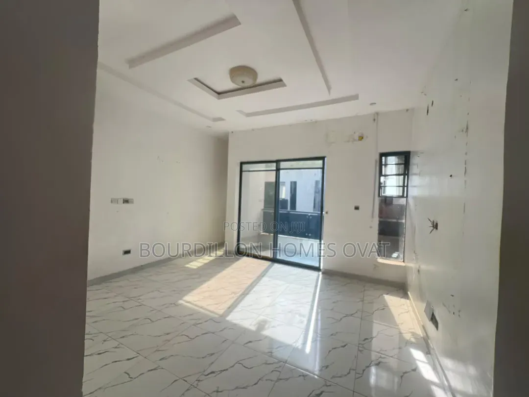 3bdrm Duplex in Ikota Gra Lekki for rent in Ikota
