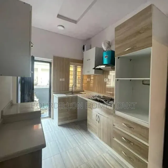 4bdrm Duplex in Ikota Gra Lekki for sale in Ikota