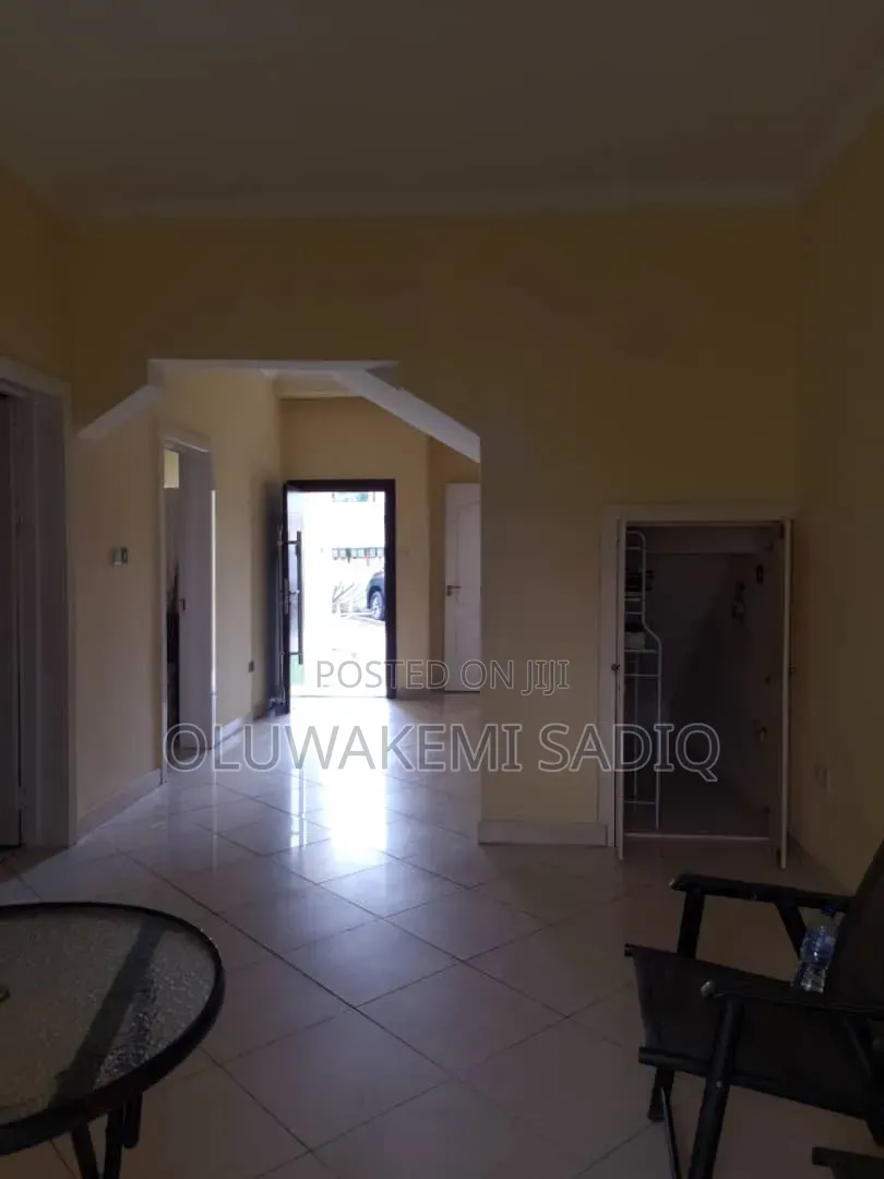 4bdrm Duplex in Parkview Estate for rent in Parkview Estate