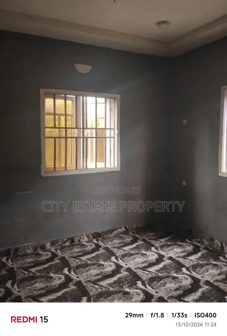 2bdrm Block of Flats in Valley View Estate, Elimbu for rent in Elimbu