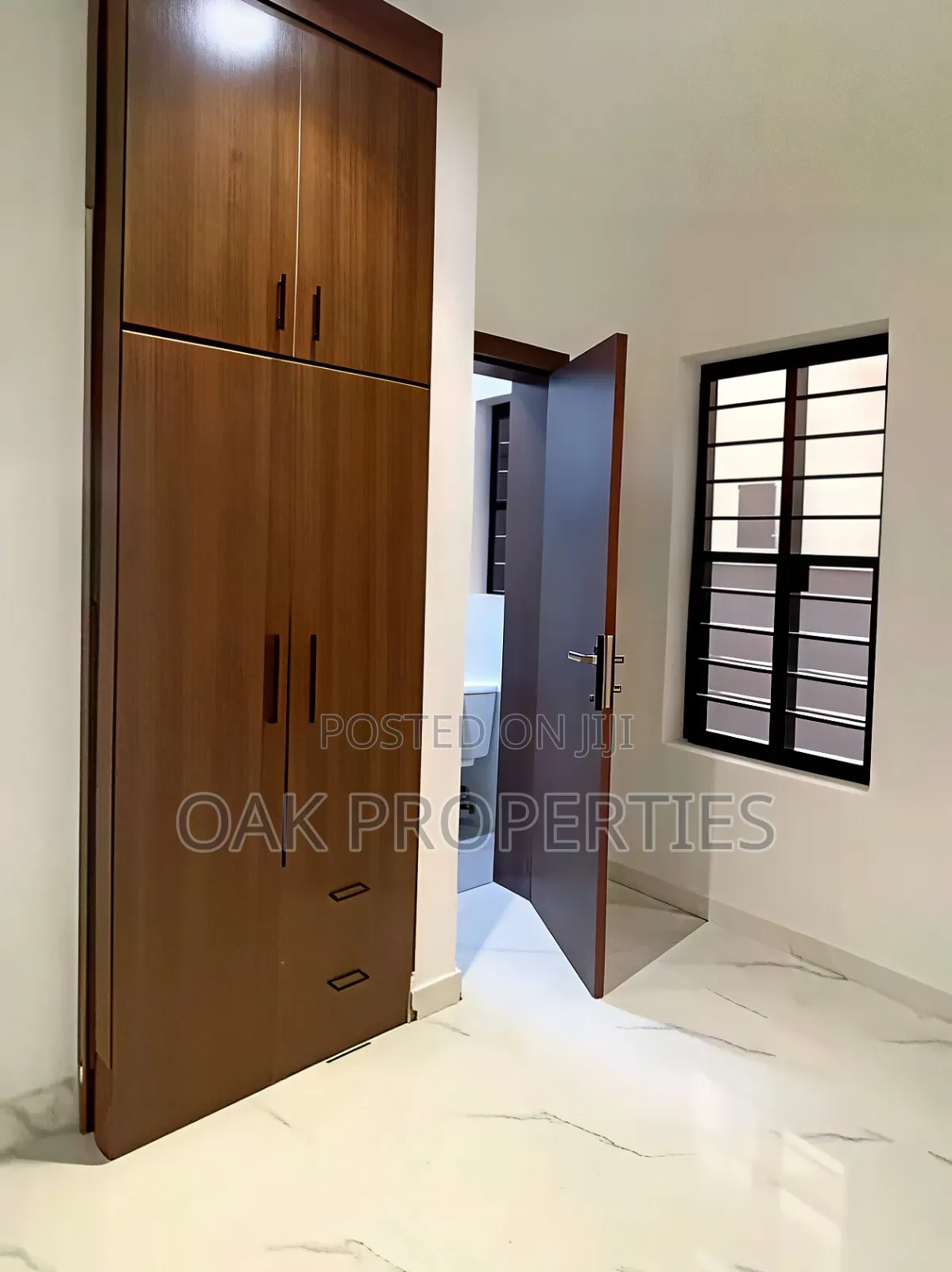 4bdrm Duplex in Rukpakulusi New for sale in New Layout