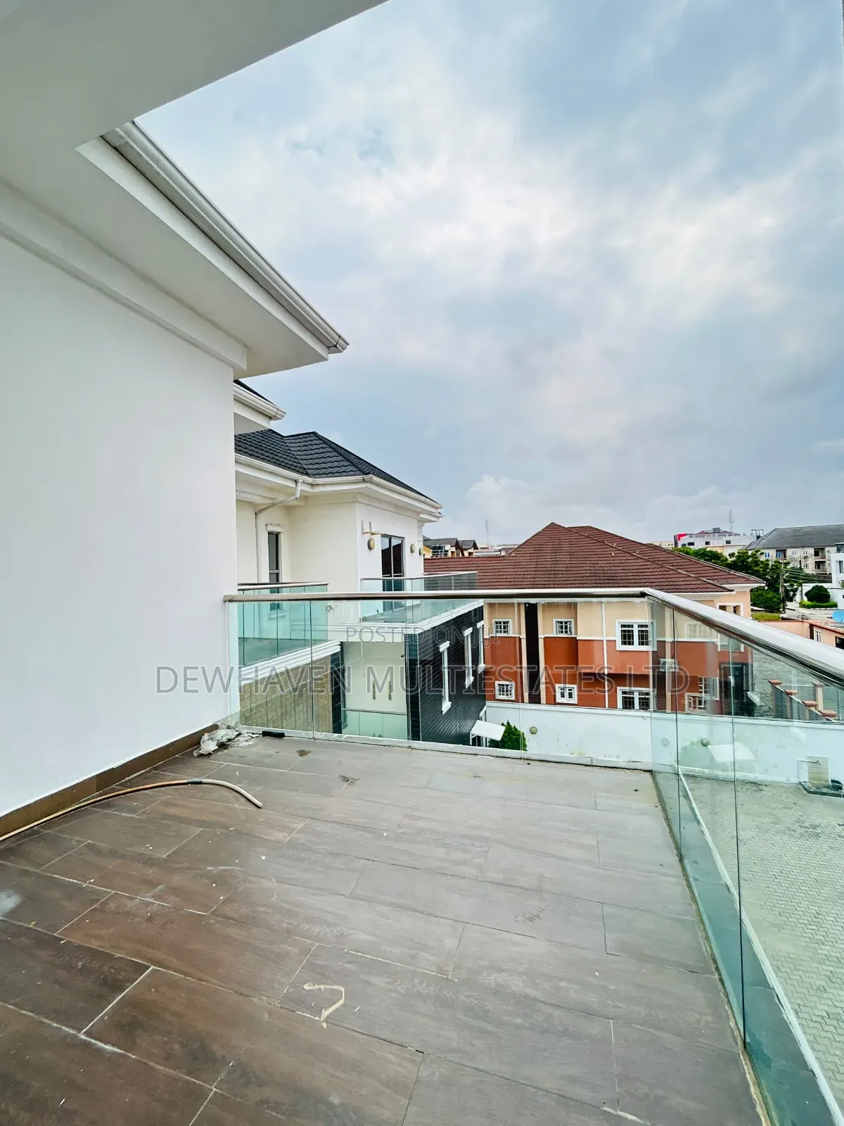 5bdrm Duplex in Victoria Island Extension for sale in Victoria Island Extension