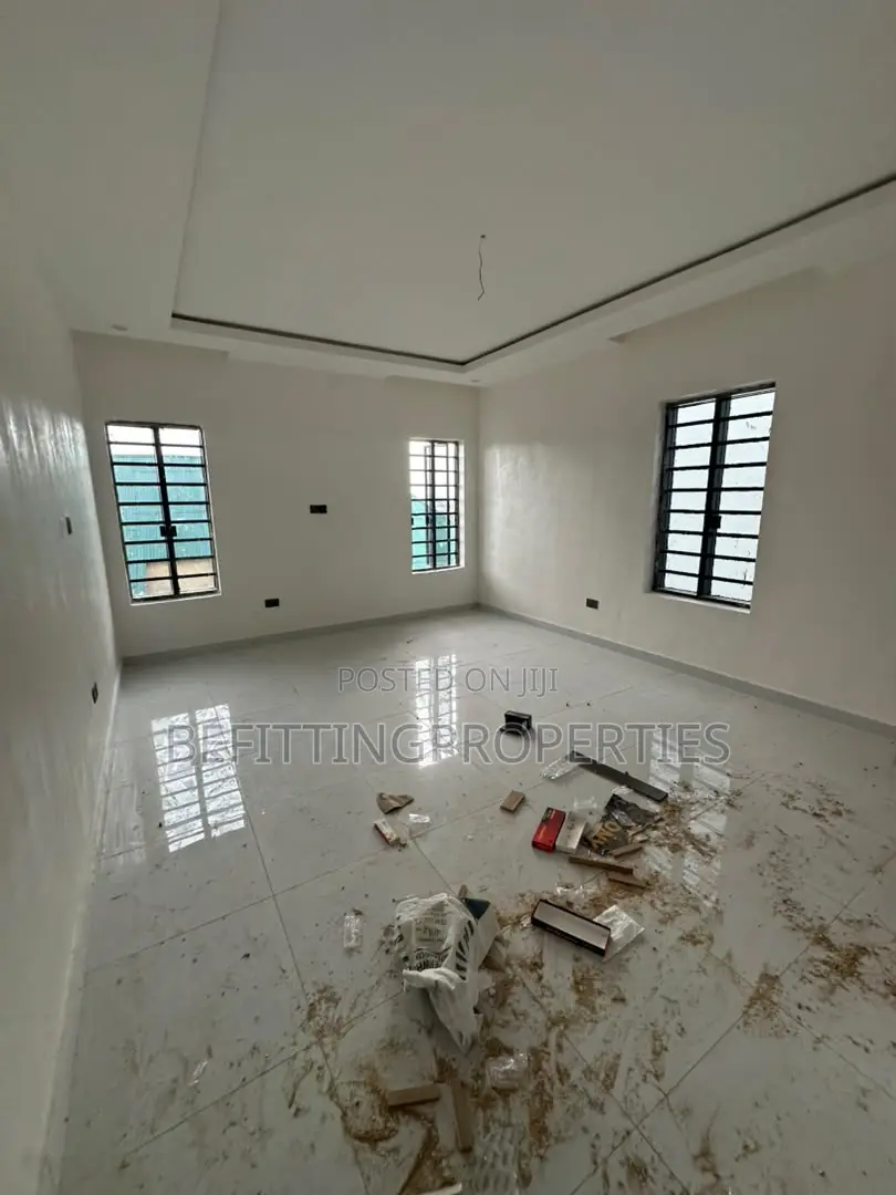 4bdrm Duplex in Ogudu GRA for sale in Ogudu GRA