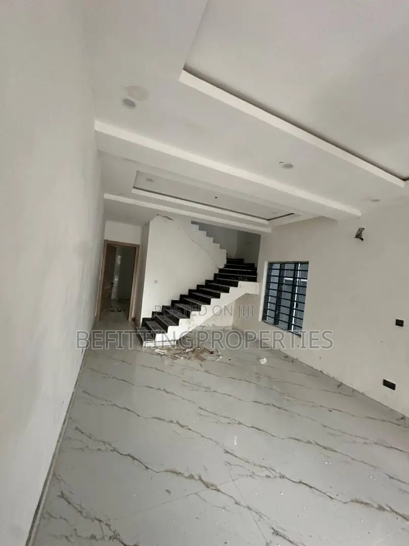 4bdrm Duplex in Ogudu GRA for sale in Ogudu GRA