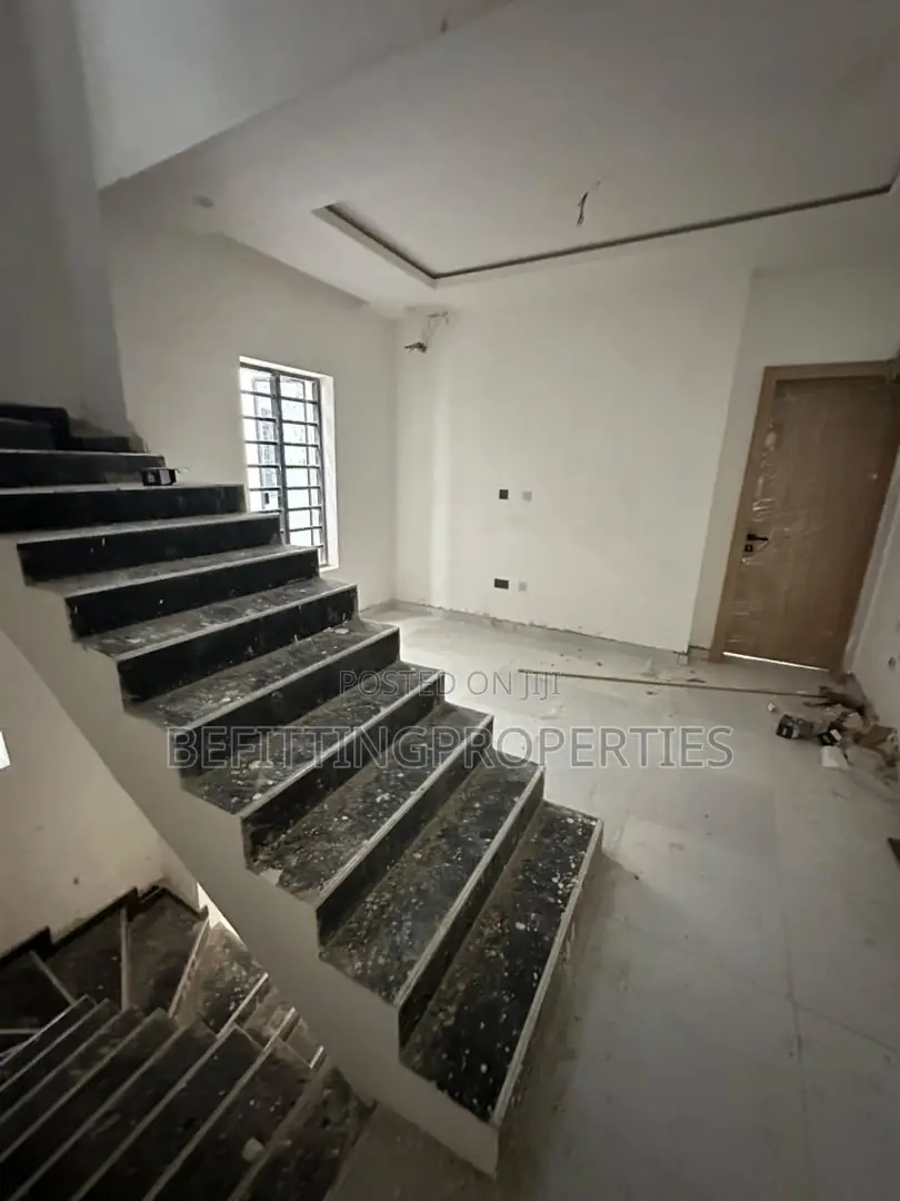 4bdrm Duplex in Ogudu GRA for sale in Ogudu GRA