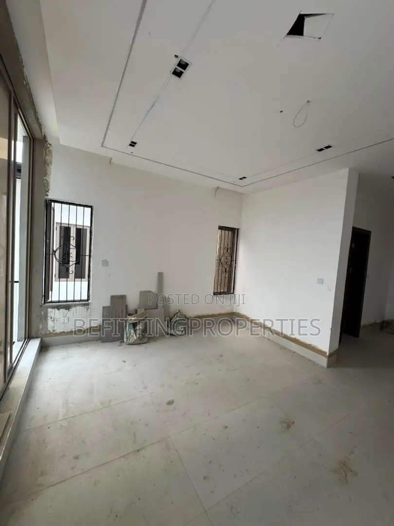 4bdrm Duplex in Ogudu GRA for sale in Ogudu GRA