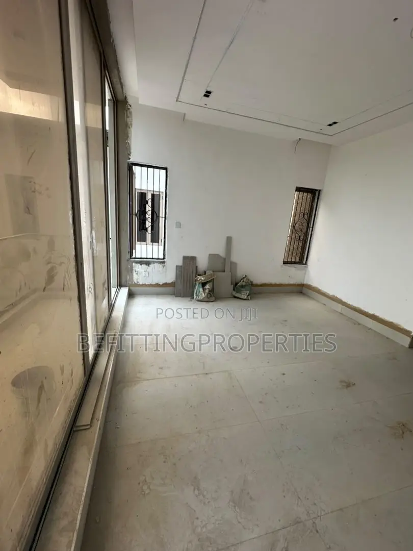 4bdrm Duplex in Ogudu GRA for sale in Ogudu GRA