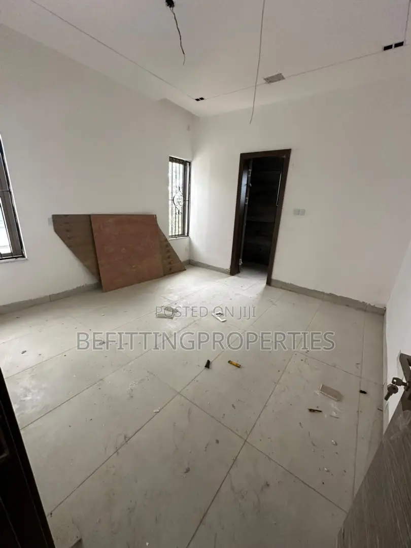 4bdrm Duplex in Ogudu GRA for sale in Ogudu GRA