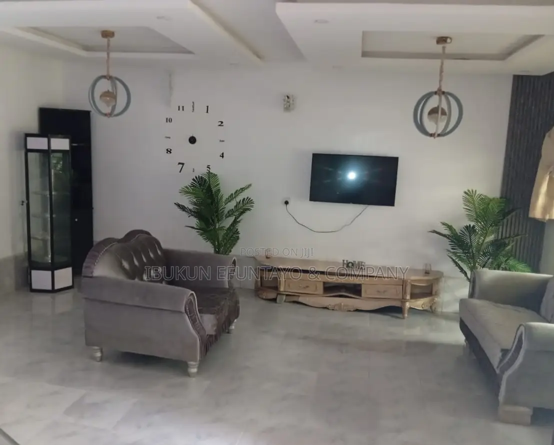 3bdrm Townhouse/Terrace in Horizon 2, Ikate for sale in Ikate