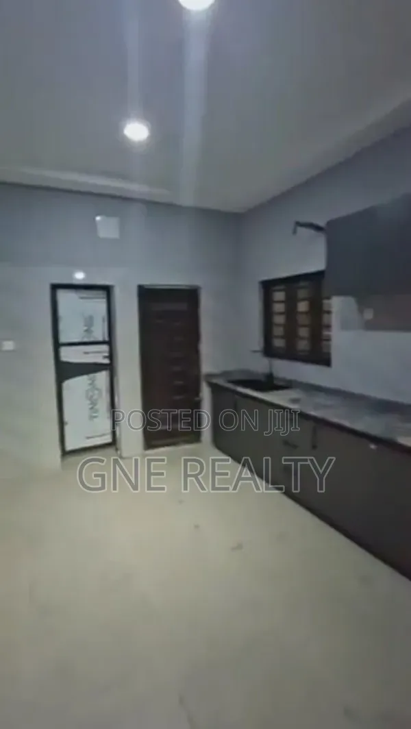 Furnished 3bdrm Block of Flats in Ago Palace for sale in Ago Palace