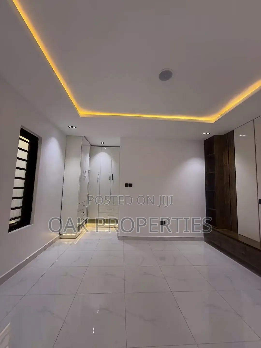 4bdrm Duplex in Hillview Estate, Rumuogba for sale in Rumuogba