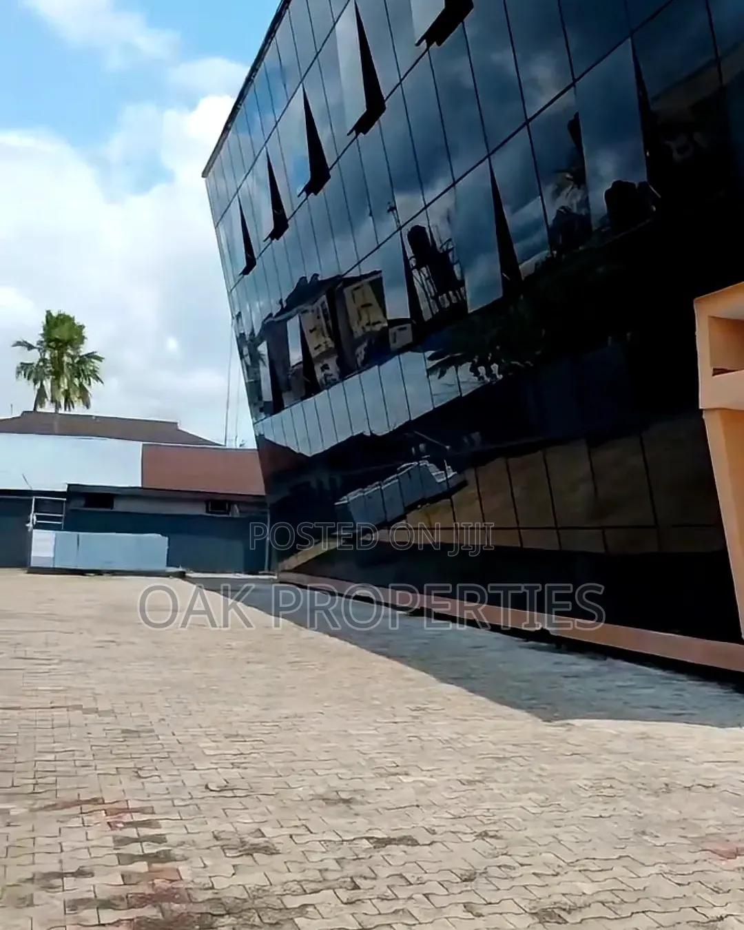 Open Plan Office Complex on 4 Floors on 1 & Half Plots at Old Gra in Old GRA