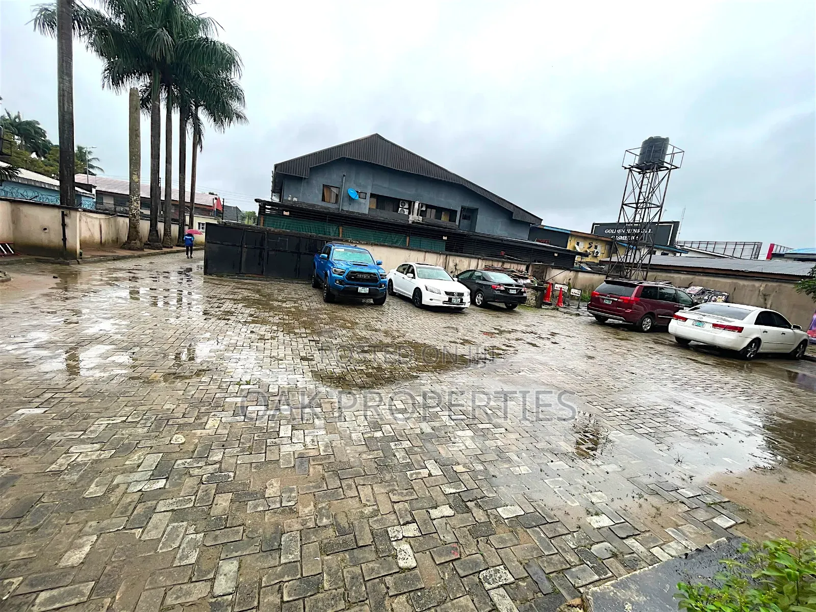 Executive 6 Rooms Duplex With 2 Rooms Bq for Office Use at Gra in GRA Phase 2 / Port-Harcourt