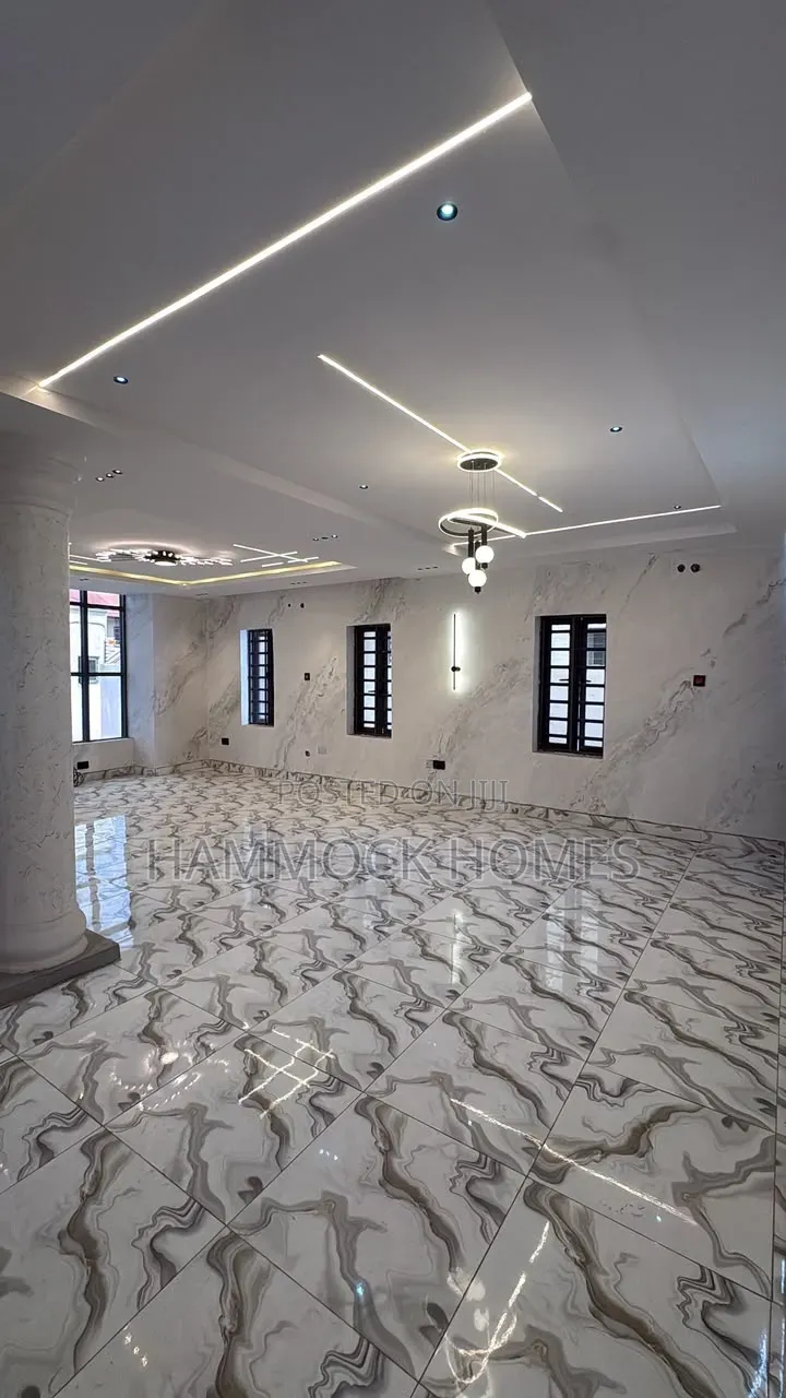 4bdrm Duplex in Emmanuel Estate, Jericho for sale in Jericho