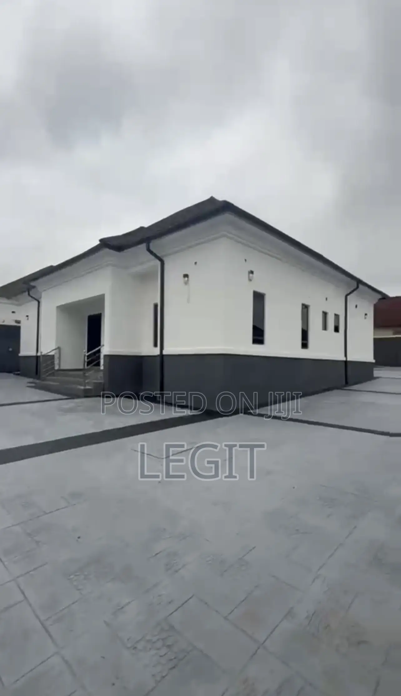 3bdrm Bungalow in Gwarinpa for sale in Gwarinpa