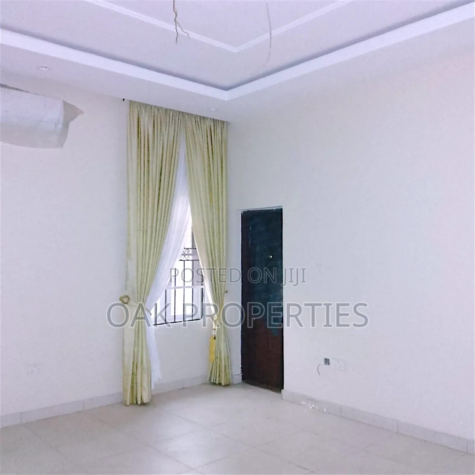 Stand Alone 6 Rooms Duplex With 2 Rooms BQ for Office Use at Gra in GRA Phase 2 / Port-Harcourt