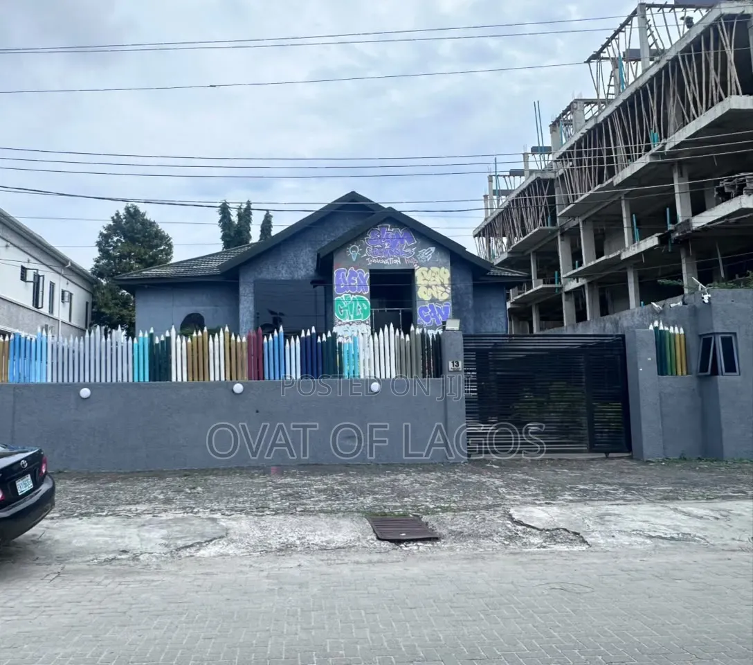 For Sale; *856.133 Sqmtrs of Land in Lekki Phase 1