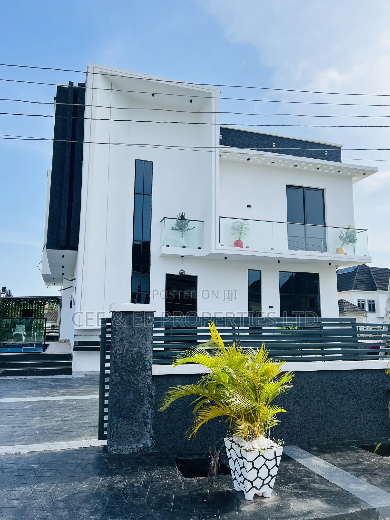 5bdrm Duplex in Pearl Garden Estate, Sangotedo for sale in Sangotedo