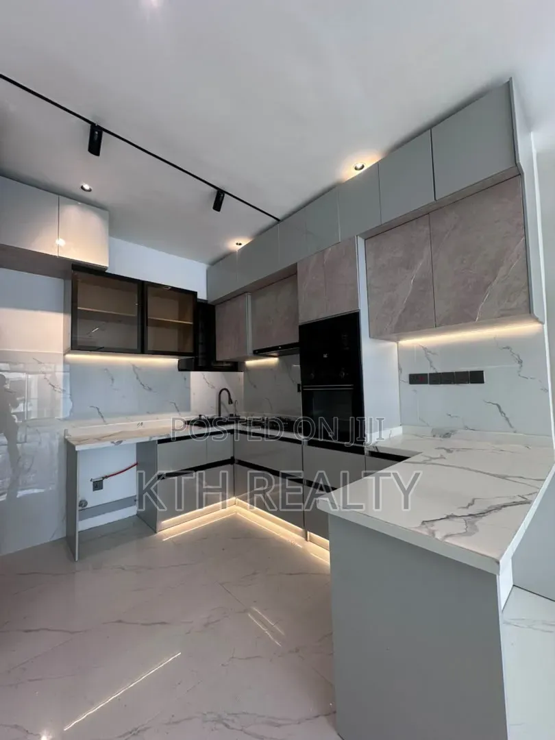 3bdrm Apartment in Lekki Phase 1 for sale in Lekki Phase 1