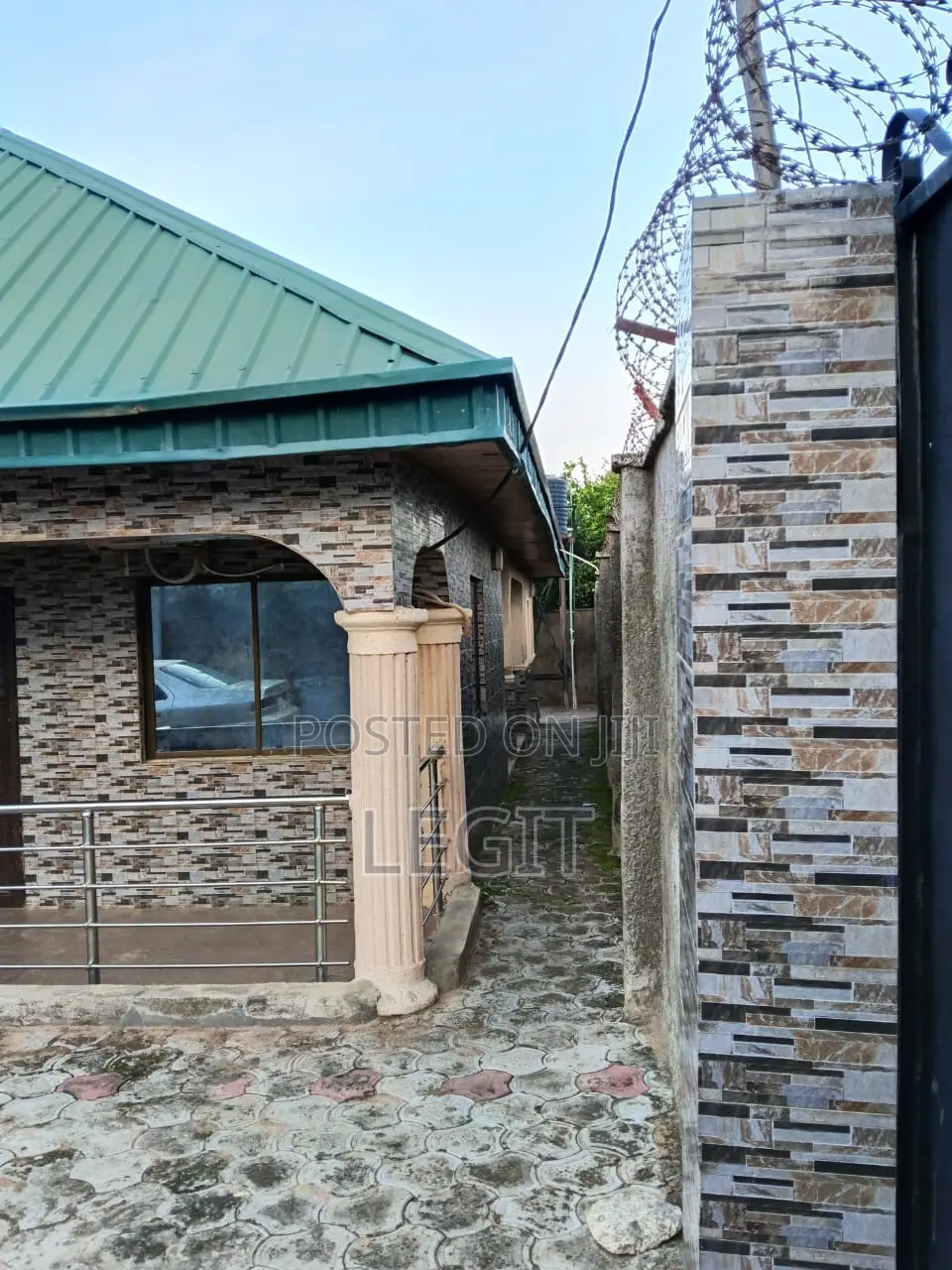 3bdrm Bungalow in Minna for sale in Minna