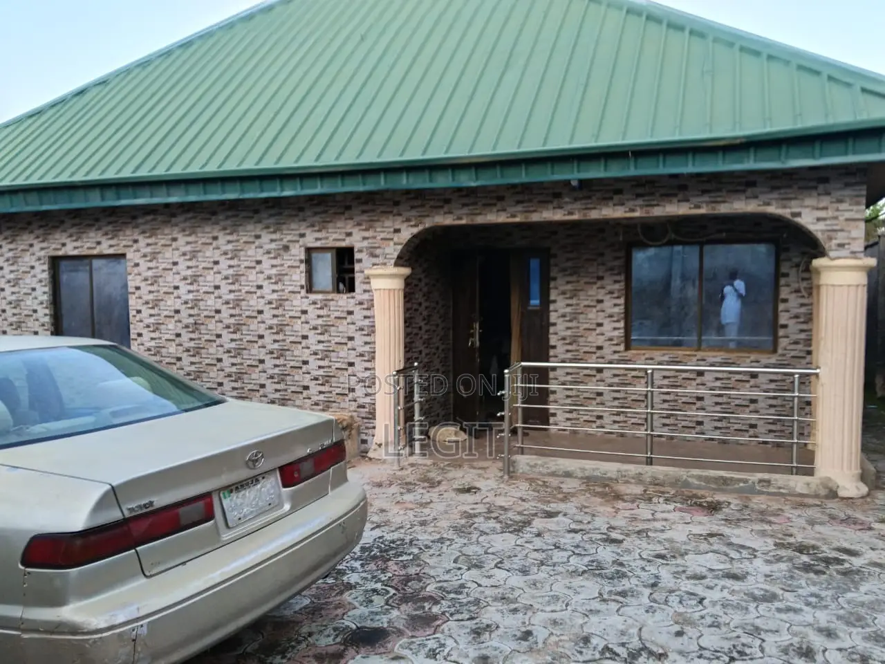 3bdrm Bungalow in Minna for sale in Minna