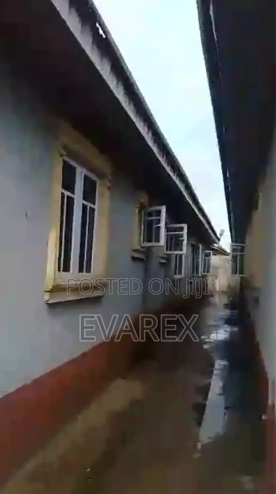4bdrm Block of Flats in Agbara-Igbesan for sale in Agbara-Igbesan