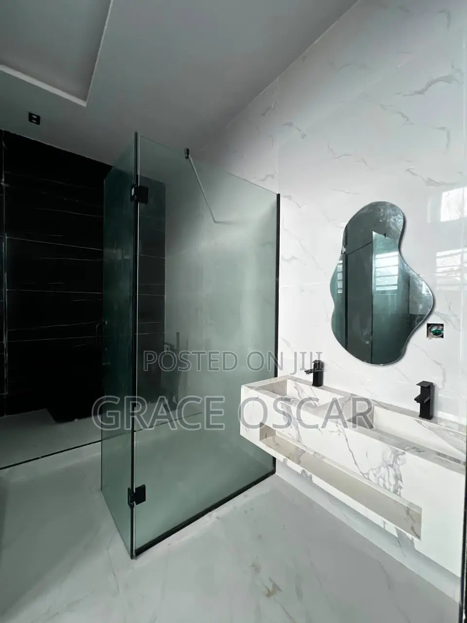 5bdrm Duplex in Lekki for sale in Lekki