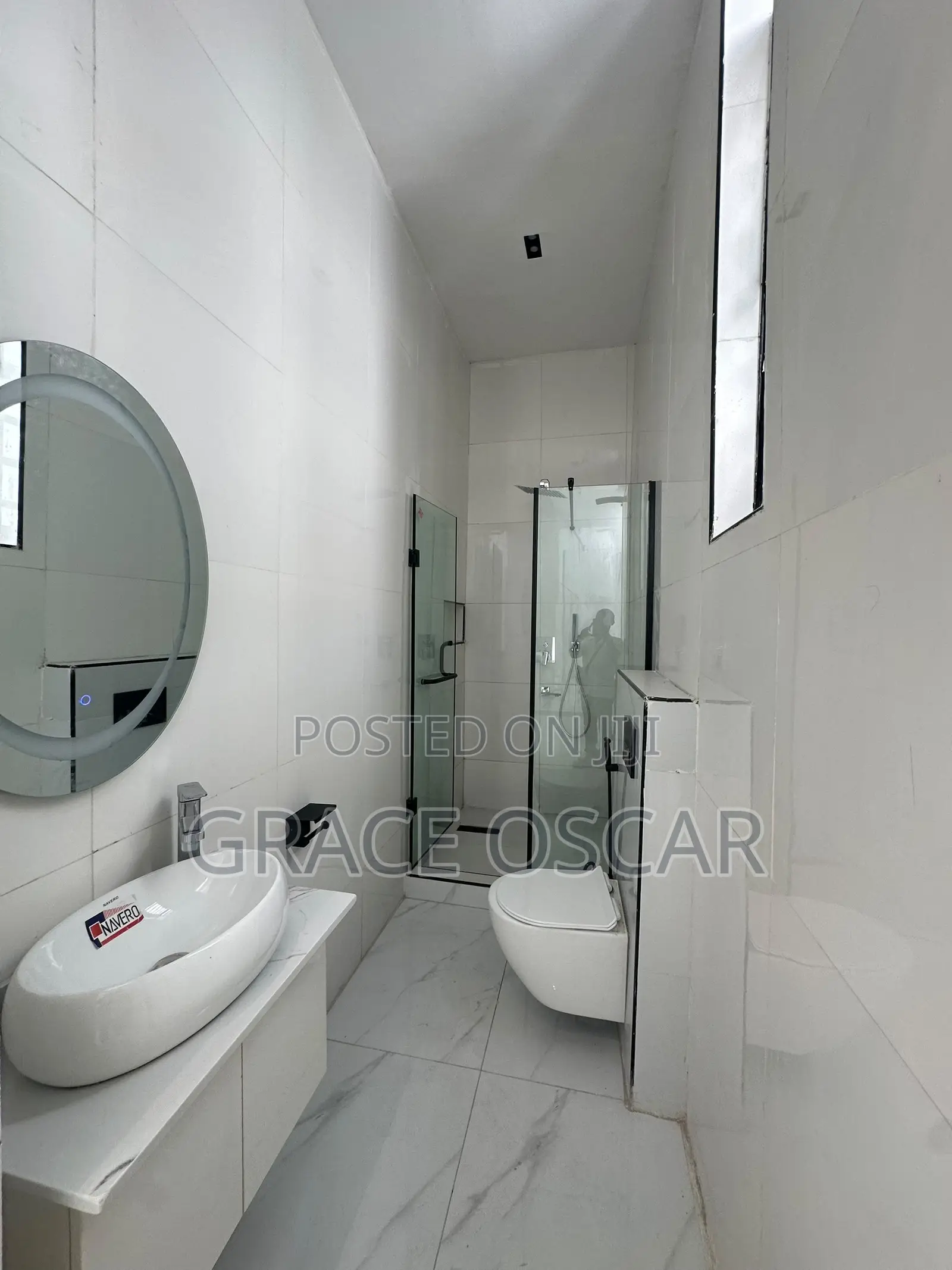 5bdrm Duplex in Chevron for sale in Chevron