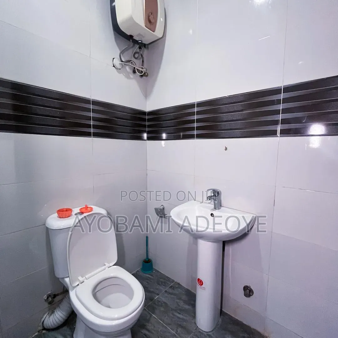 3bdrm Apartment in Divine Home Estate, Sangotedo for rent in Sangotedo