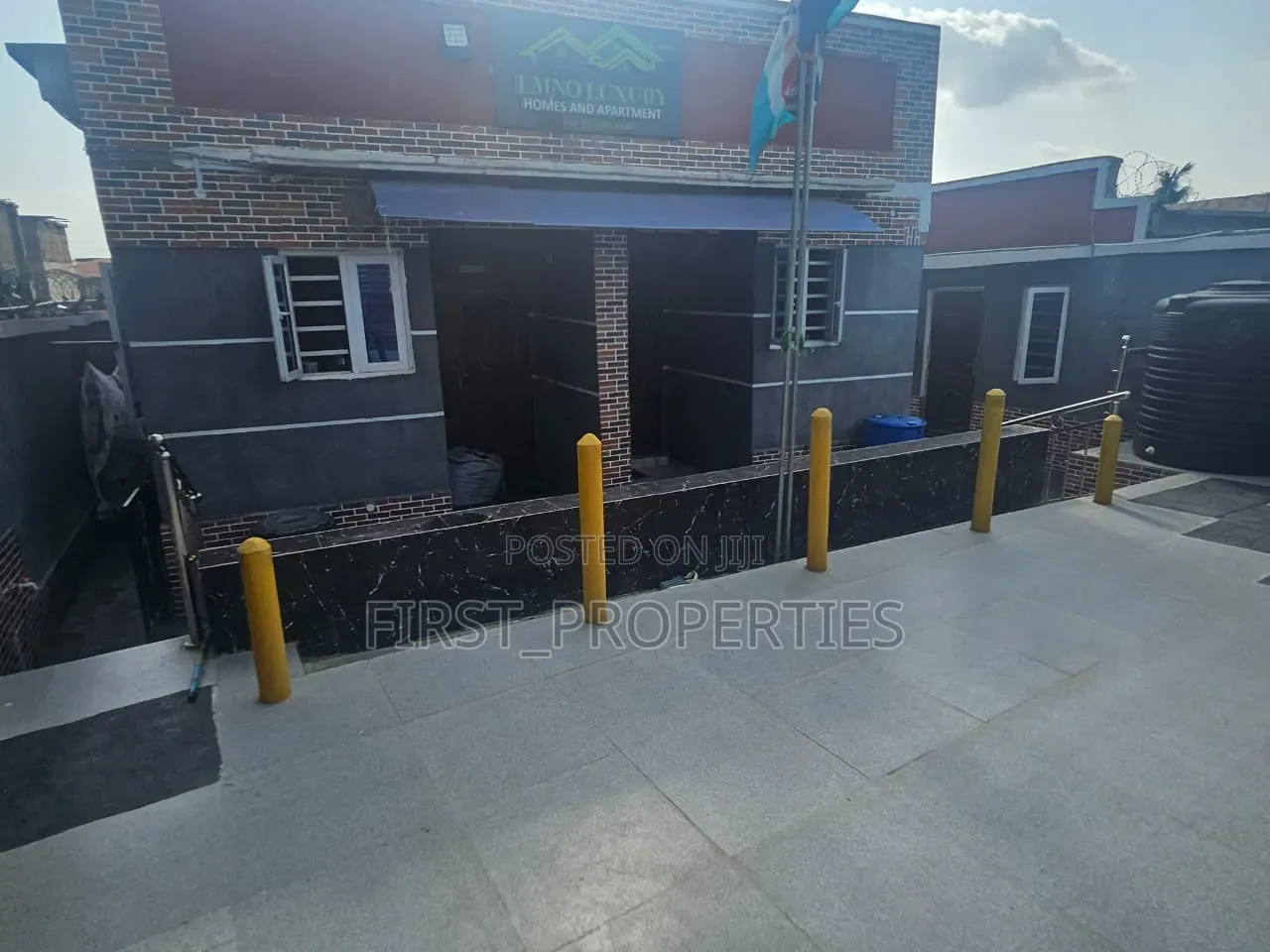 9bdrm Block of Flats in Ashipa Estate, Akala Express for sale in Akala Express