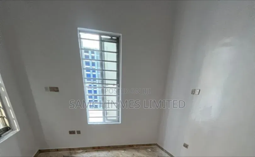 1bdrm Shared Apartment in Ikota for rent in Ikota