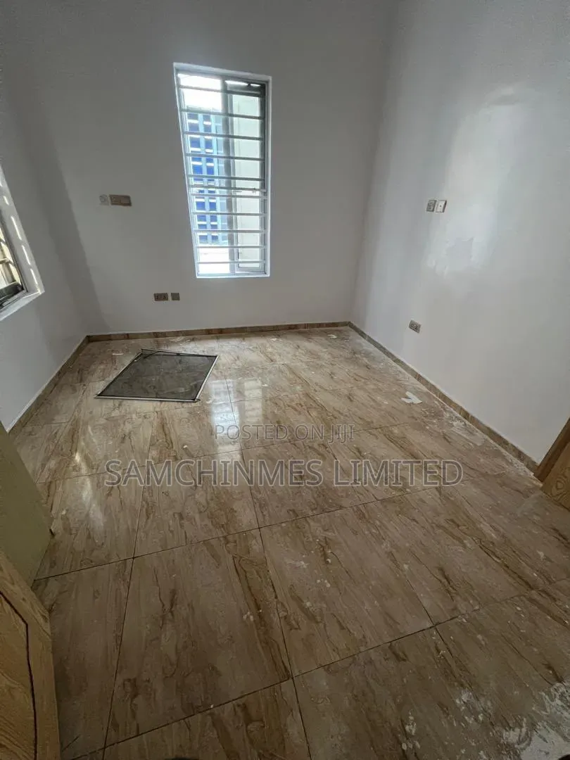 1bdrm Shared Apartment in Ikota for rent in Ikota