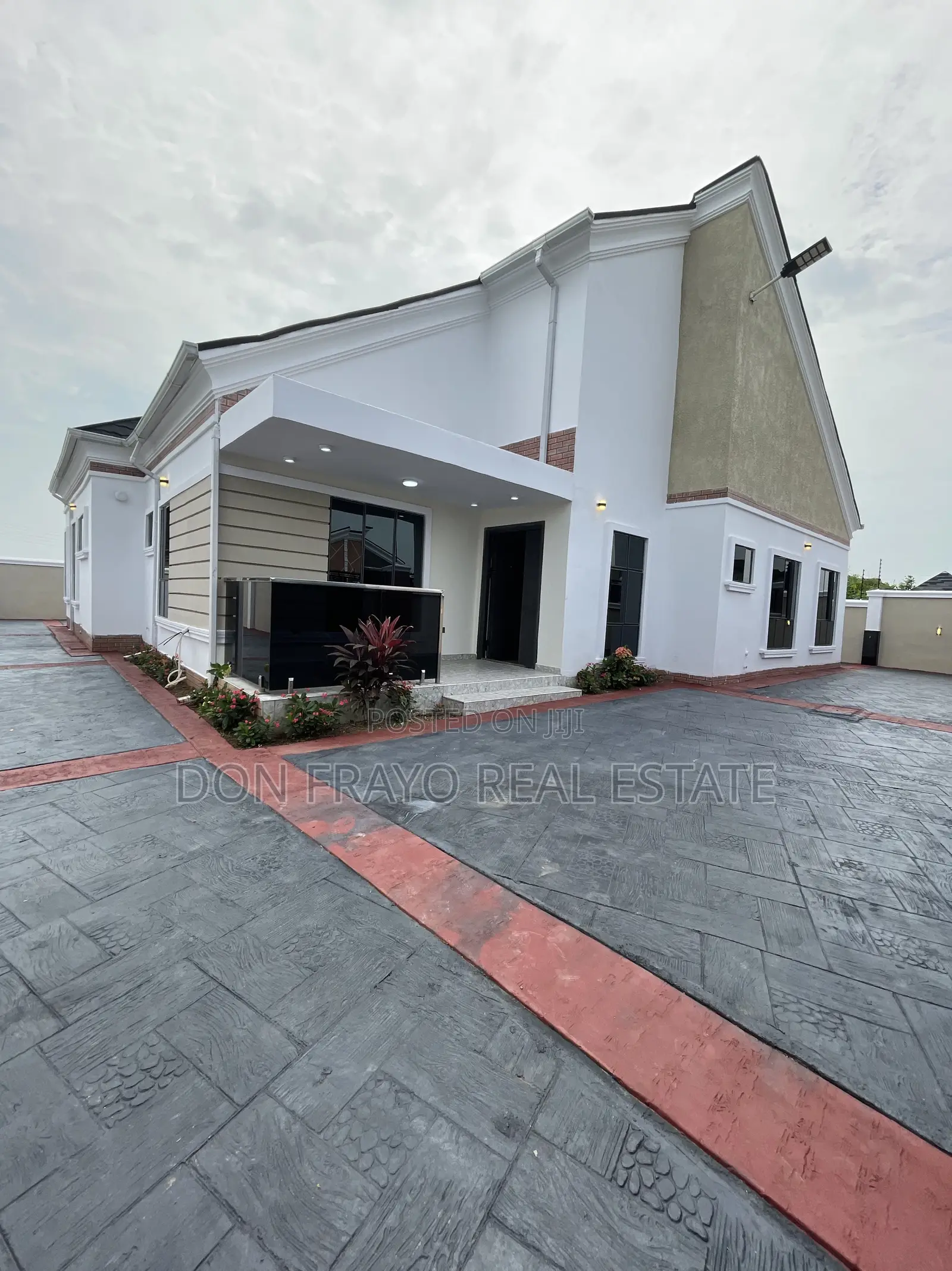 3bdrm Bungalow in Dss Estate, Idishin for sale in Idishin