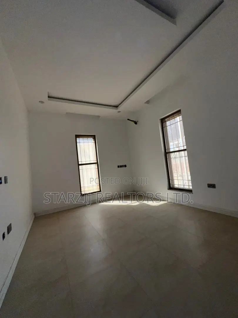 5bdrm Duplex in Katampe Extension for sale in Katampe Extension
