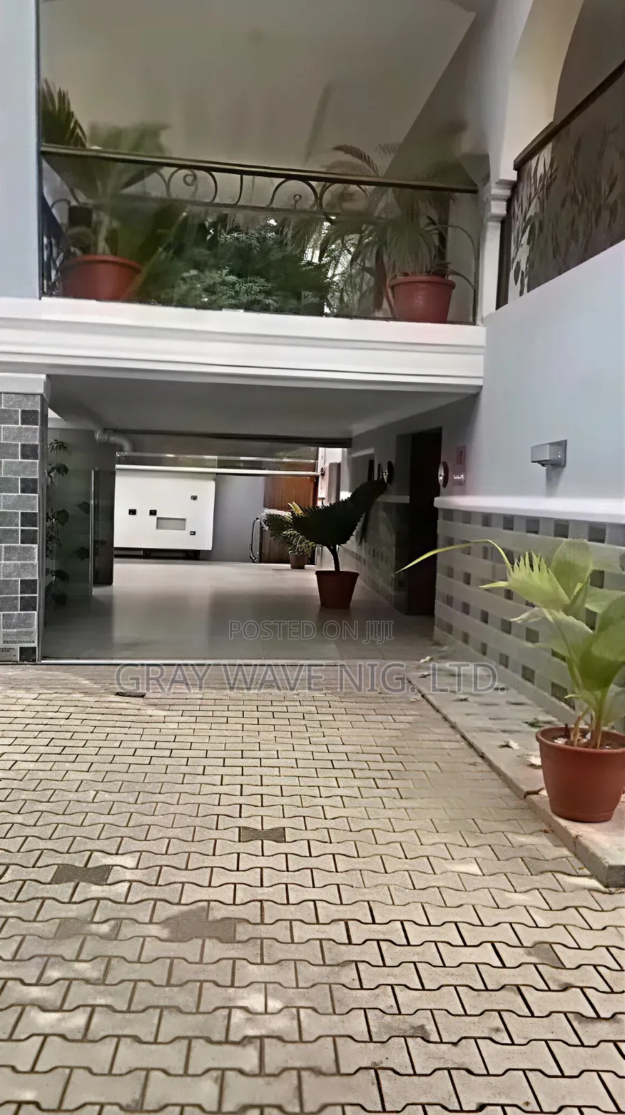 5bdrm Duplex in Maitama for sale in Maitama