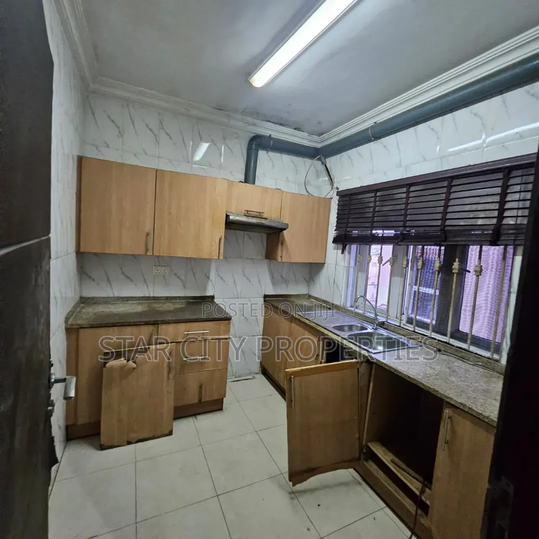 2bdrm Apartment in Shangisha Magodo Gra for rent in GRA Phase 2 Shangisha