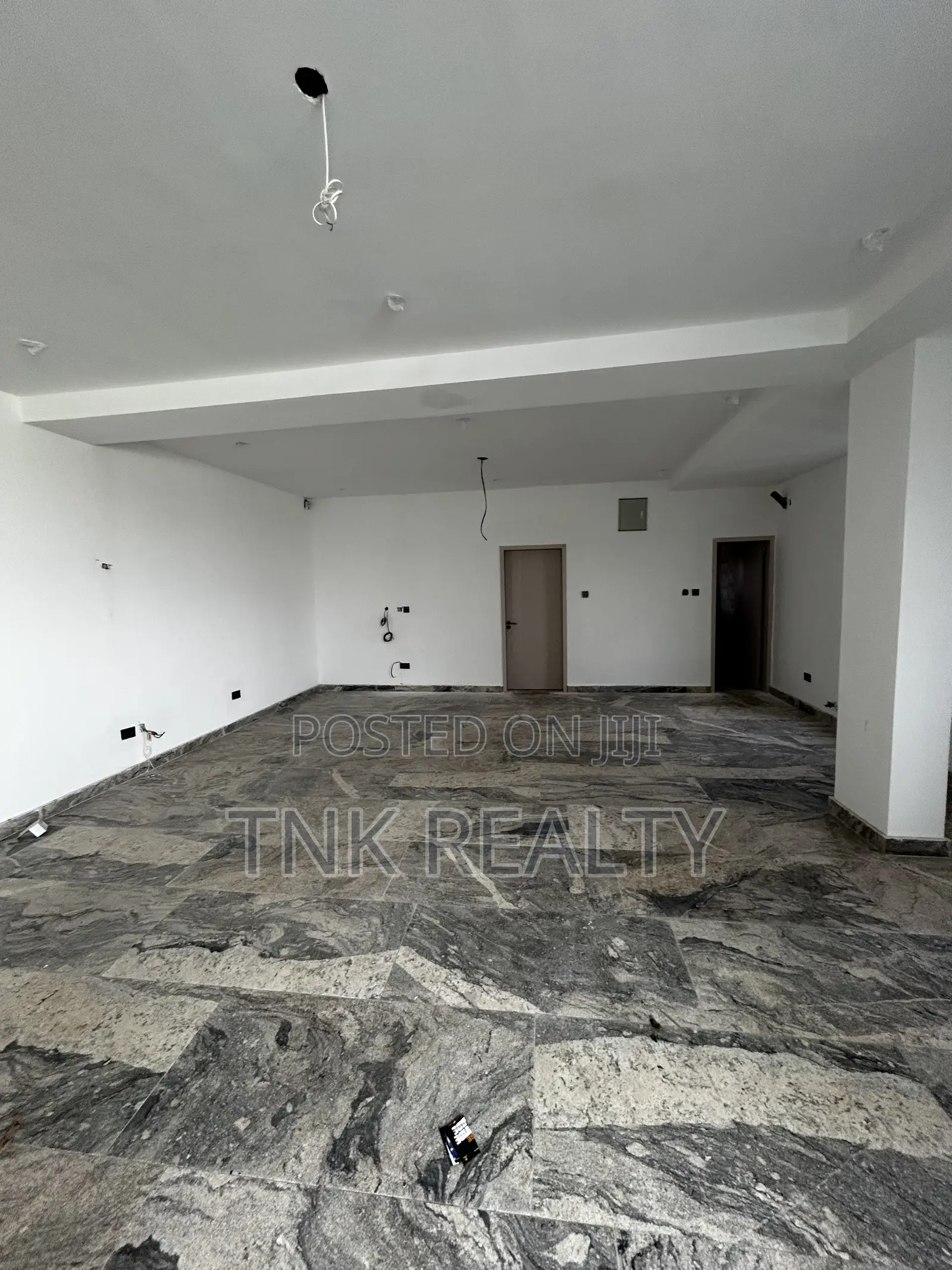 Shop/Office Space for Rent in Wuse 2