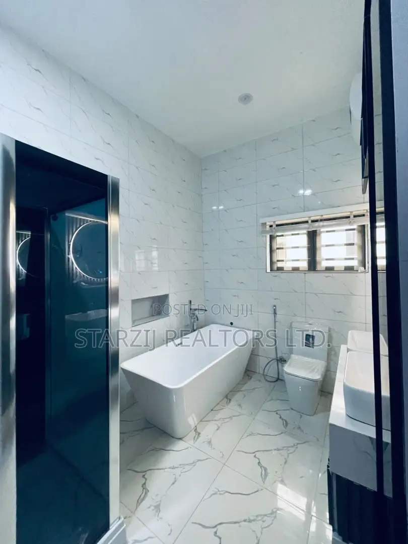 Furnished 4bdrm Duplex in Idu Industrial for sale in Idu Industrial