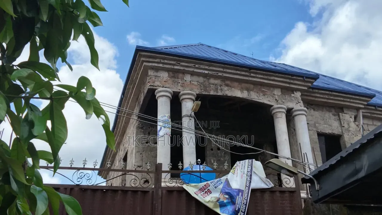 6bdrm Duplex in Umuahia for sale in Umuahia