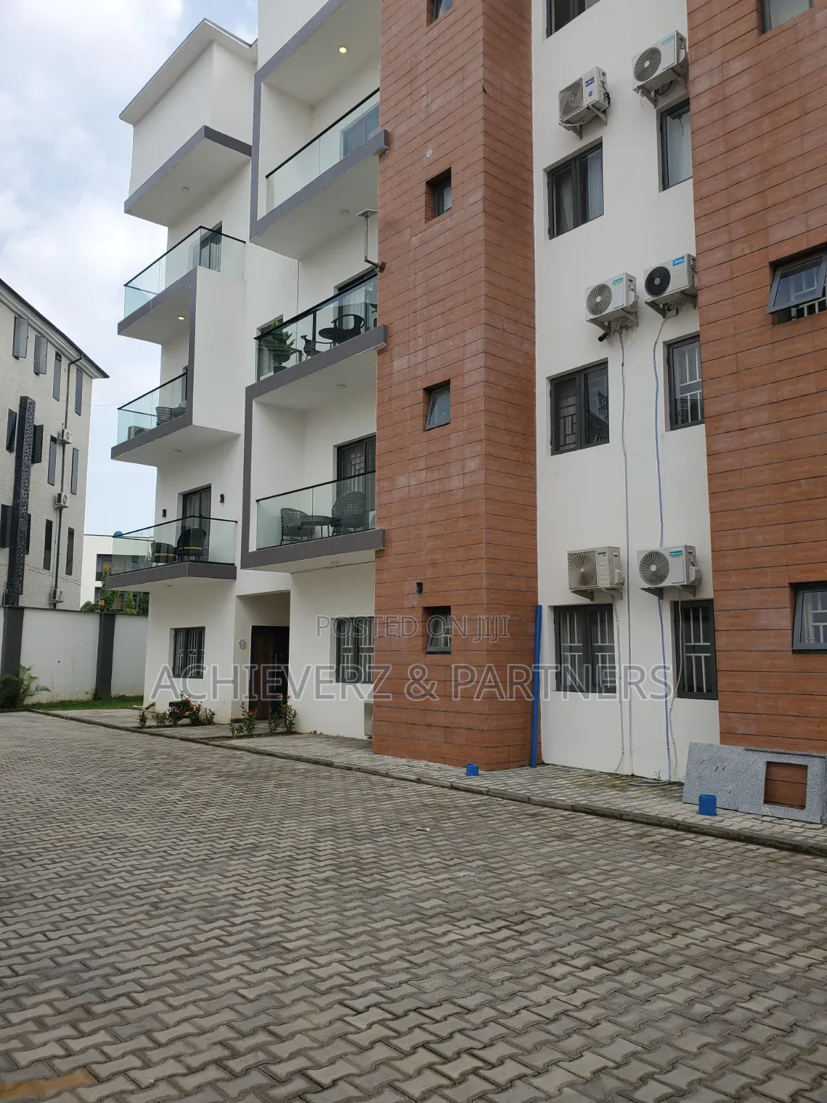 2bdrm Block of Flats in Jahi for sale in Jahi